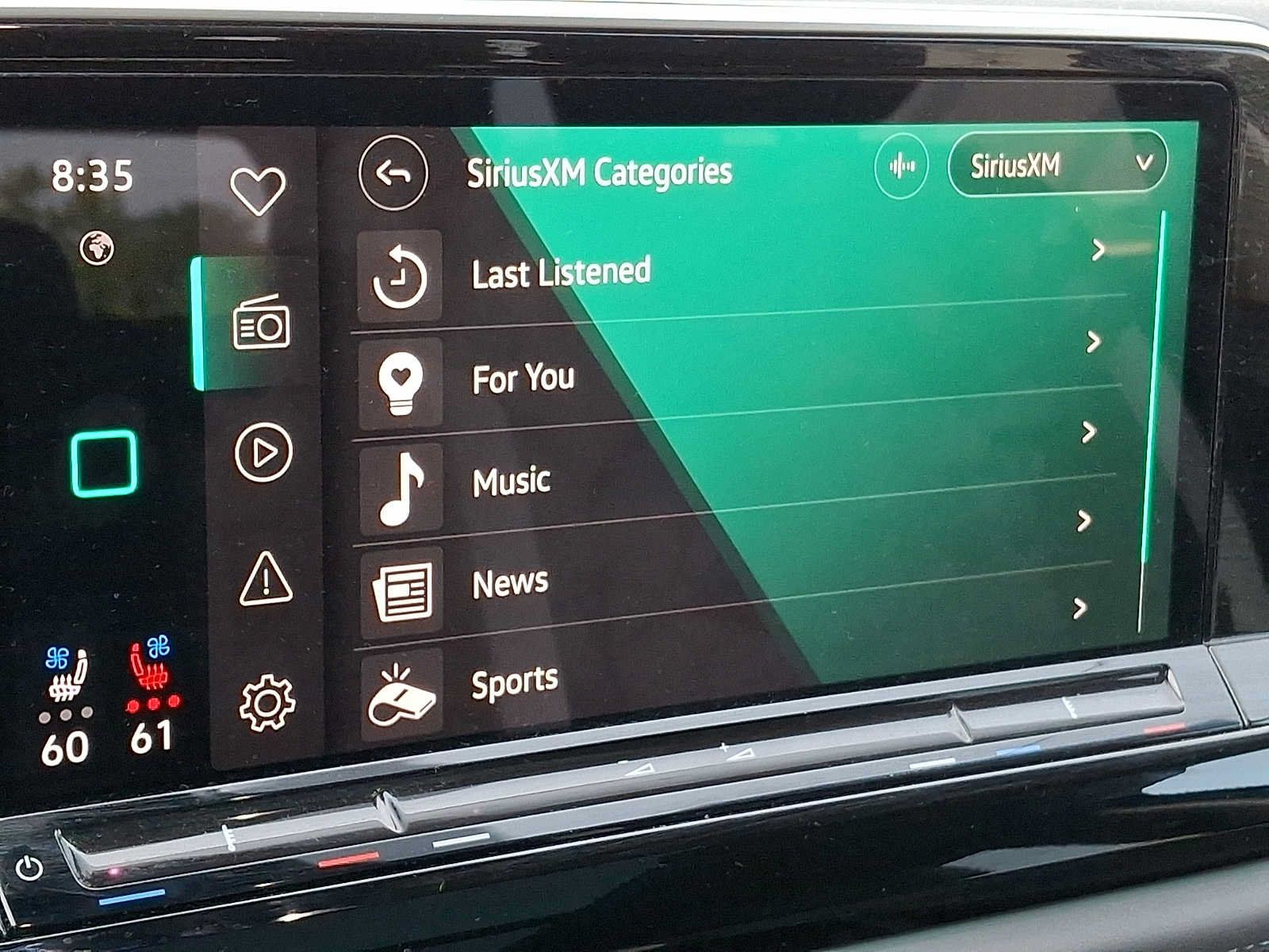 Certified 2024 Volkswagen Atlas Peak Edition SE AWD/4WD image 16