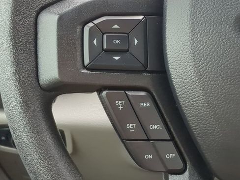 Used 2020 Ford F350 XL w/ Power Equipment Group image 21