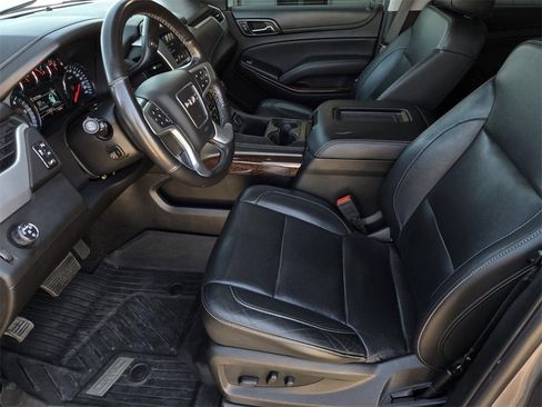 Used 2018 GMC Yukon SLT w/ Open Road Package image 25