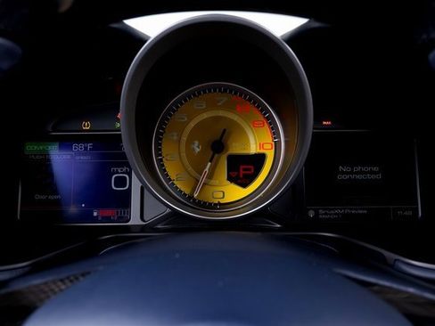 Certified 2019 Ferrari Portofino image 36