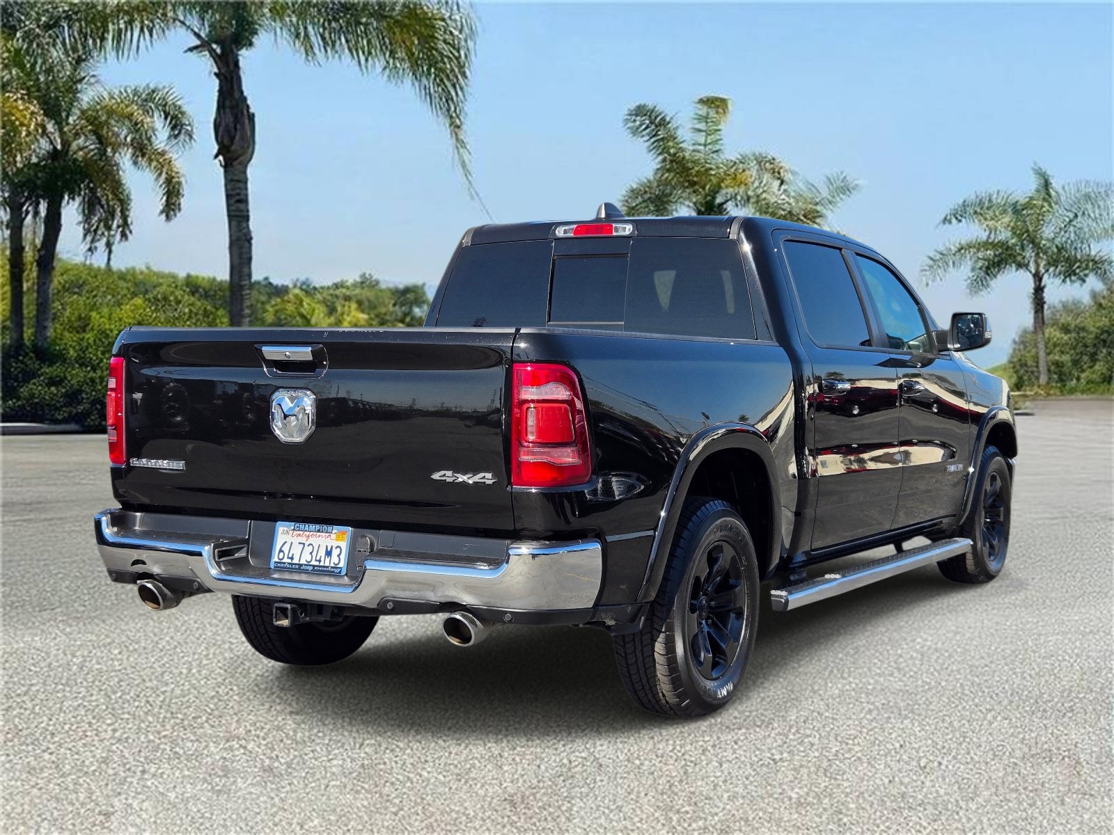 Used 2022 RAM 1500 Laramie AWD/4WD image 4