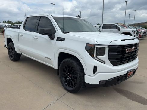 Used 2025 GMC Sierra 1500 Elevation w/ X31 Off-Road Package AWD/4WD image 3
