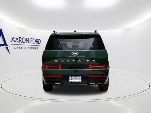 Used 2025 Hyundai Santa Fe SEL FWD image 5