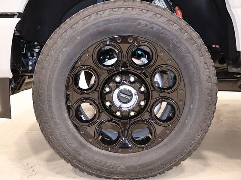 New 2026 Ford F350 Lariat w/ Black Appearance Package image 42