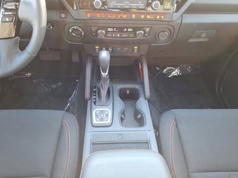 New 2026 Nissan Frontier PRO-4X w/ Pro-4x Convenience Package image 40