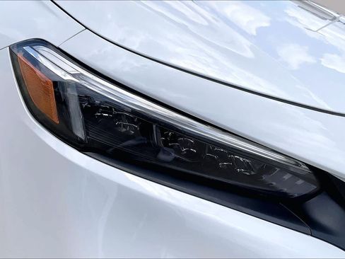 Used 2023 Honda Civic Sport image 26