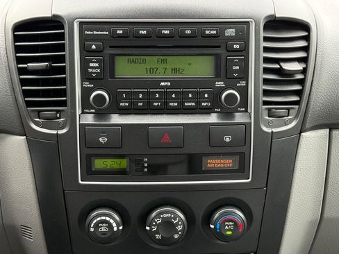 Used 2009 Kia Sorento LX RWD image 25