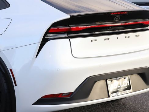 Certified 2023 Toyota Prius LE image 6