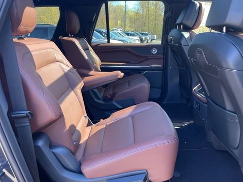 New 2026 Lincoln Navigator L Reserve AWD/4WD image 81