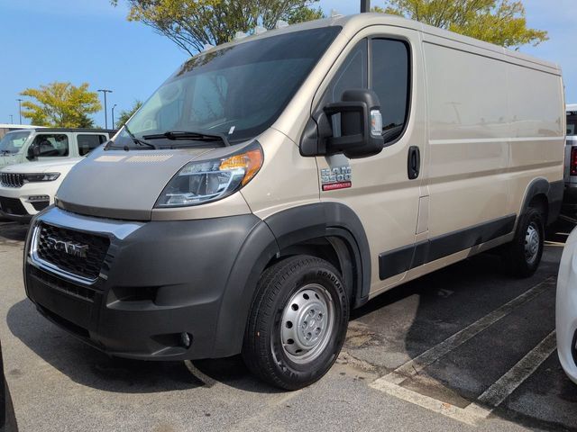 Used 2021 RAM ProMaster 2500 w/ Premium Appearance Group FWD image 4