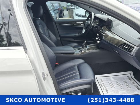Used 2020 BMW 530i w/ Premium Package RWD image 13