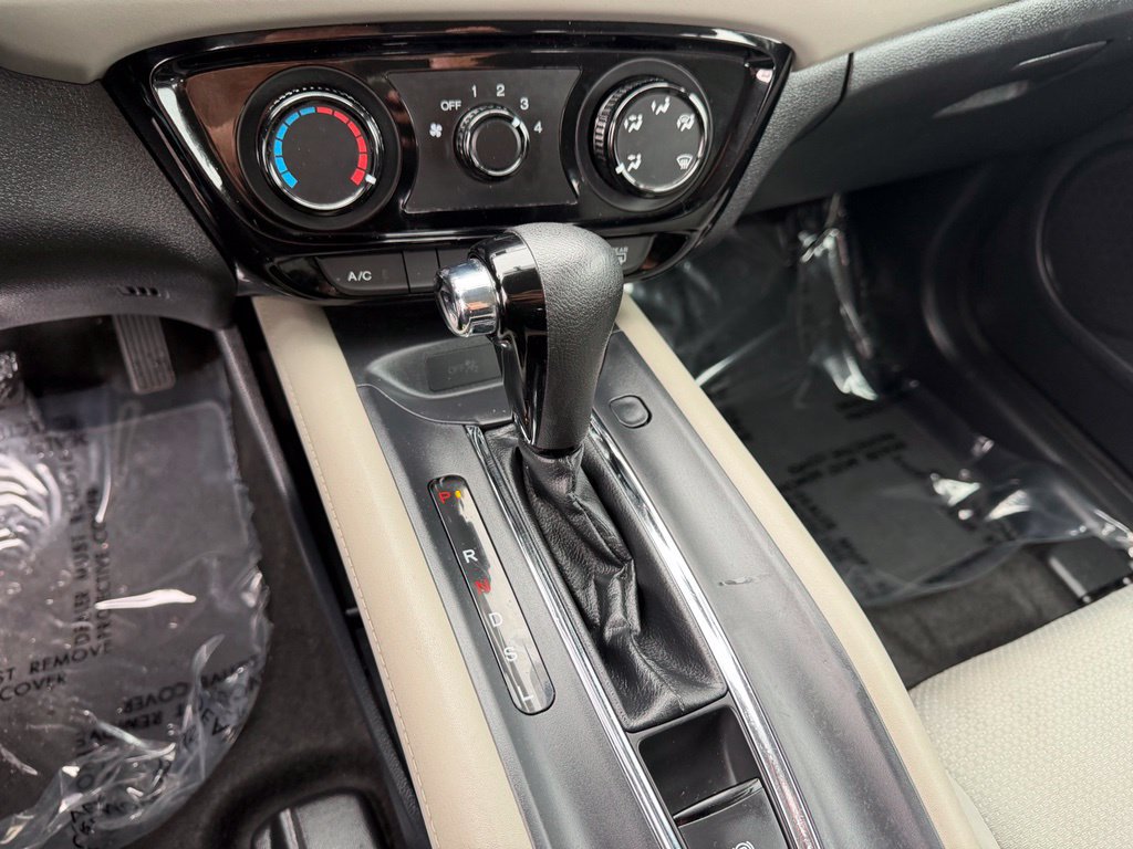 Used 2021 Honda HR-V LX image 23