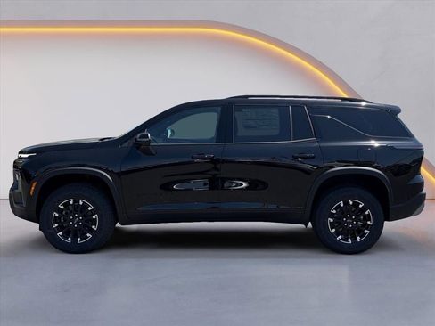New 2026 Chevrolet Traverse Z71 w/ Enhanced Driving Package AWD/4WD image 6