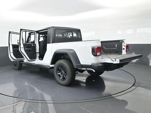 New 2026 Jeep Gladiator Sport image 58