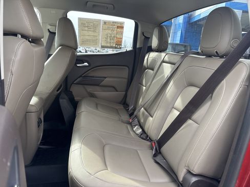 Used 2015 GMC Canyon SLT image 24