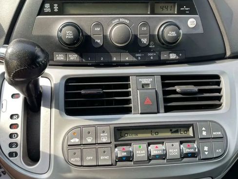 Used 2010 Honda Odyssey EX-L image 22