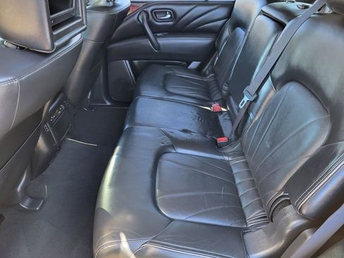 Used 2016 INFINITI QX80 4WD w/ Deluxe Technology Package image 14