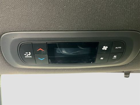 Used 2019 Chrysler Pacifica Touring-L w/ S Appearance Package image 24