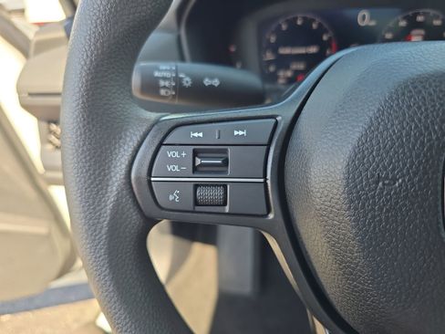 Certified 2025 Honda Accord LX image 20
