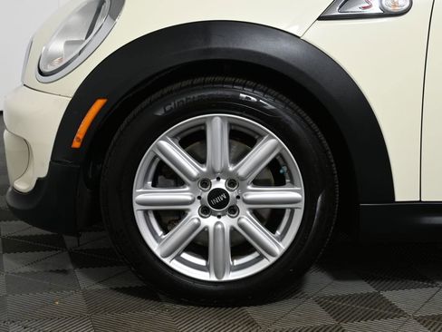 Used 2015 MINI Cooper S image 18