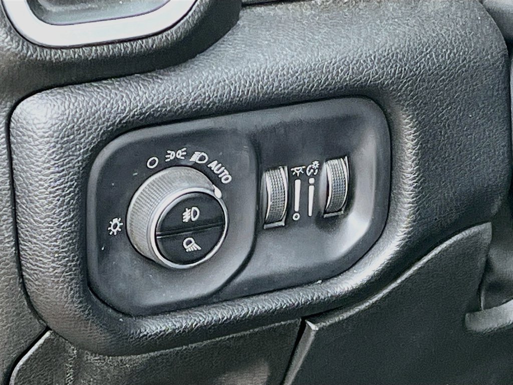 Used 2022 RAM 1500 Lone Star AWD/4WD image 10