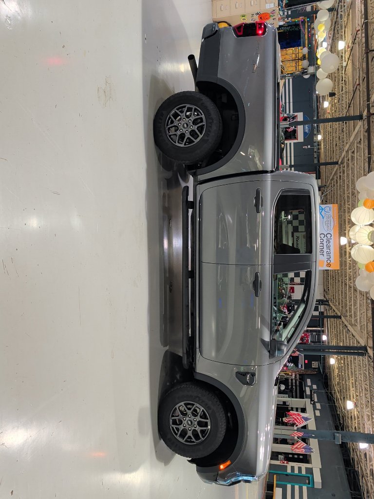 Used 2025 Ford Ranger XLT w/ Equipment Group 301A High AWD/4WD image 9