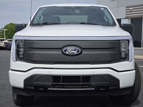 Used 2025 Ford F150 Lightning Flash AWD/4WD image 12