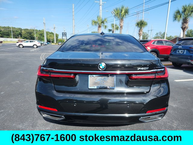Used 2020 BMW 740i w/ Premium Package RWD image 10