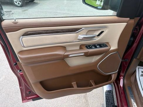 Used 2020 RAM 1500 Laramie AWD/4WD image 23