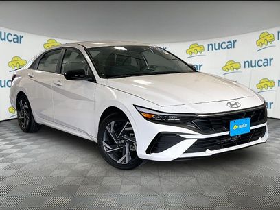 Used 2025 Hyundai Elantra SEL