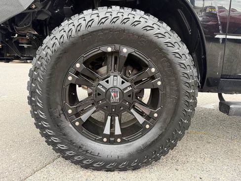 Used 2014 RAM 1500 SLT AWD/4WD image 29