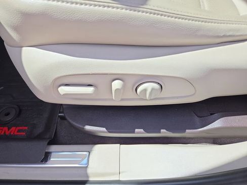 Used 2019 GMC Acadia Denali w/ Technology Package image 20