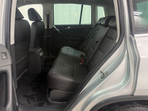 Used 2010 Volkswagen Tiguan Wolfsburg Edition image 18