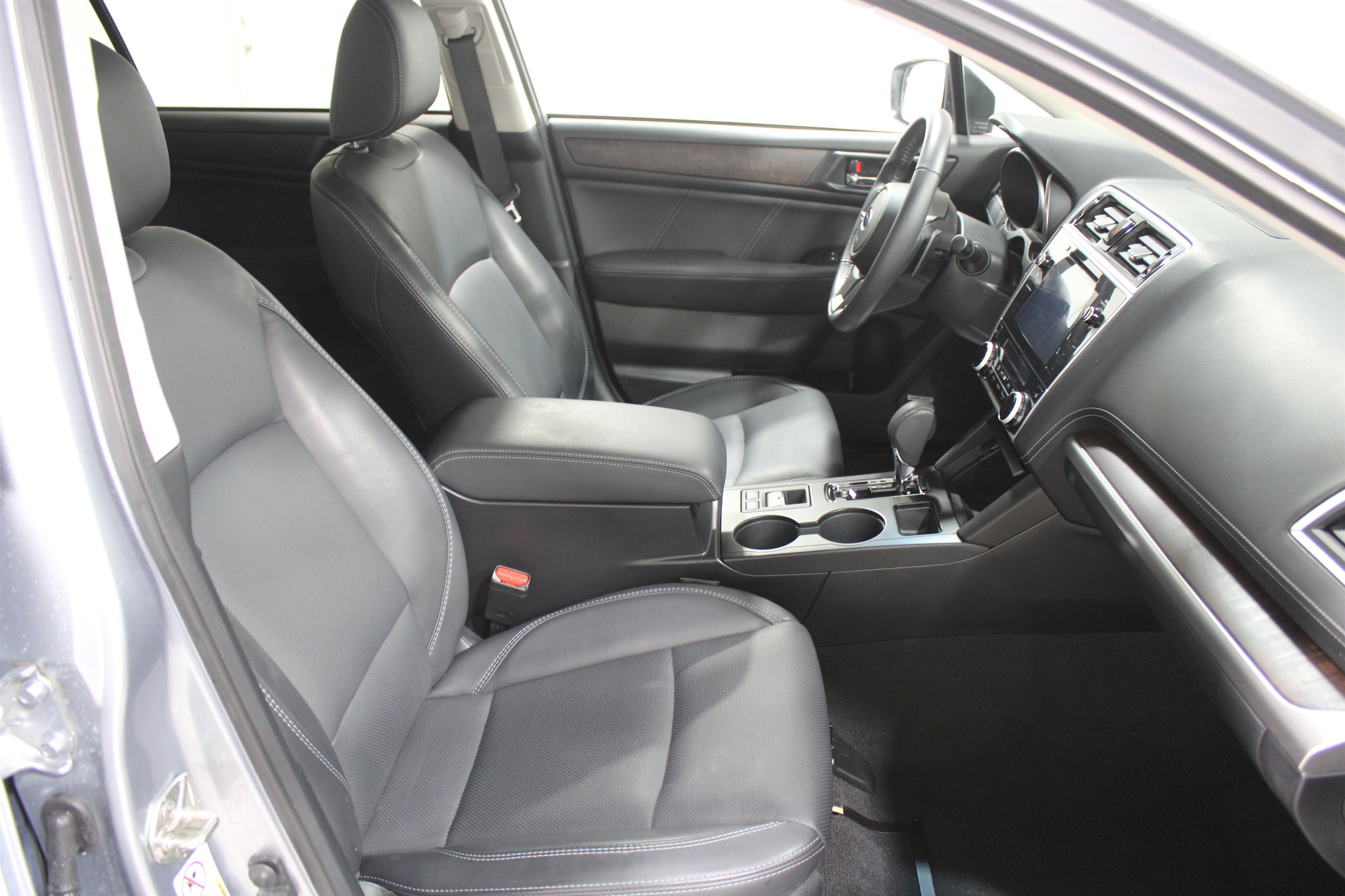Used 2019 Subaru Outback 2.5i Limited AWD/4WD image 33