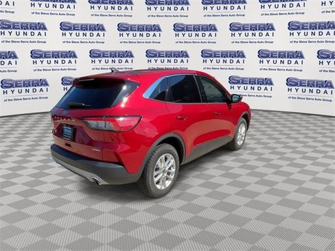 Used 2021 Ford Escape SE w/ Convenience Package image 8