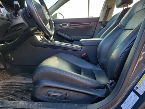 Used 2023 Honda Civic Touring image 17