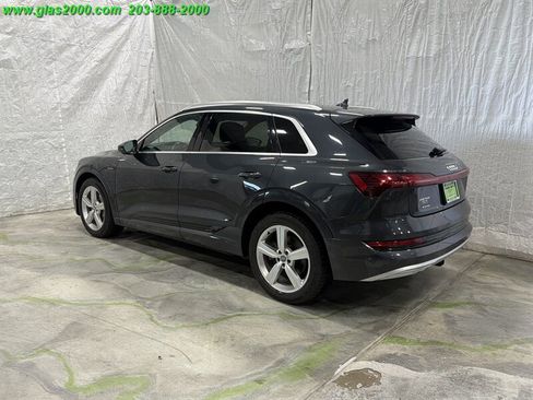 Used 2019 Audi e-tron Premium Plus AWD/4WD image 7