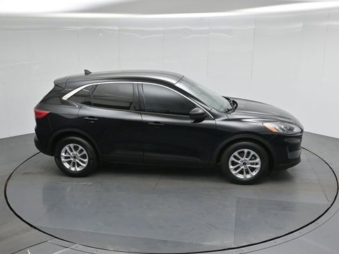 Certified 2022 Ford Escape SE image 51