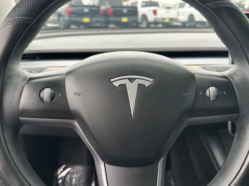 Used 2022 Tesla Model 3 Long Range AWD/4WD image 22