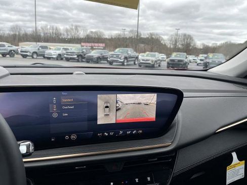 New 2025 Buick Envision Avenir image 13