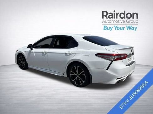 Used 2018 Toyota Camry SE FWD image 4
