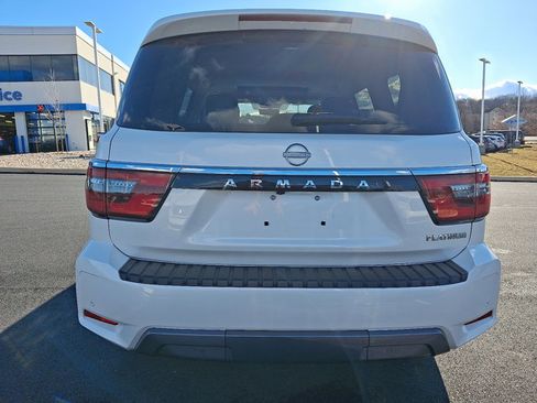 Used 2024 Nissan Armada Platinum w/ Captain's Chairs Package image 5