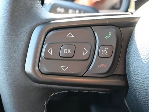 New 2025 Jeep Gladiator Sport image 12