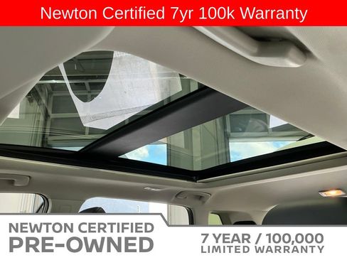 Used 2024 Nissan Rogue SV w/ SV Premium Package AWD/4WD image 11