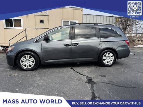 Used 2013 Honda Odyssey LX image 1