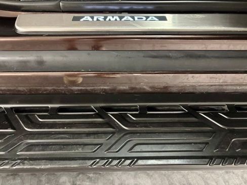 Used 2021 Nissan Armada SL w/ Captain's Chairs Package image 41