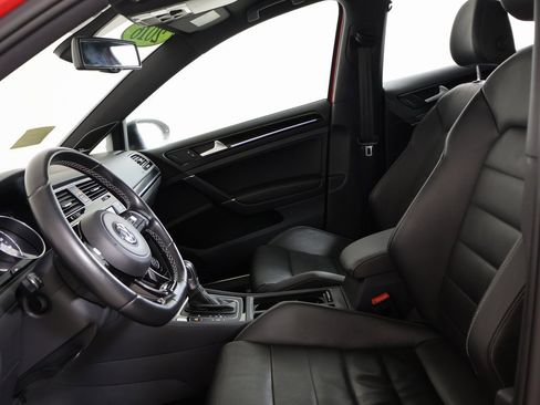 Used 2016 Volkswagen Golf R 4-Door image 19