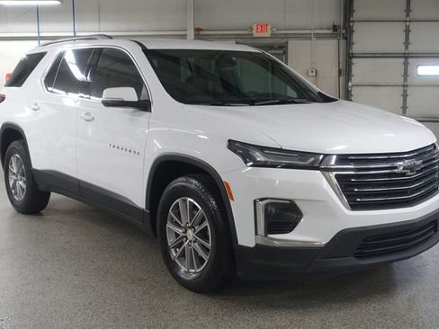 Used 2023 Chevrolet Traverse LT FWD image 1