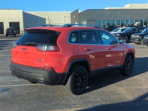 Certified 2021 Jeep Cherokee Latitude Lux image 3