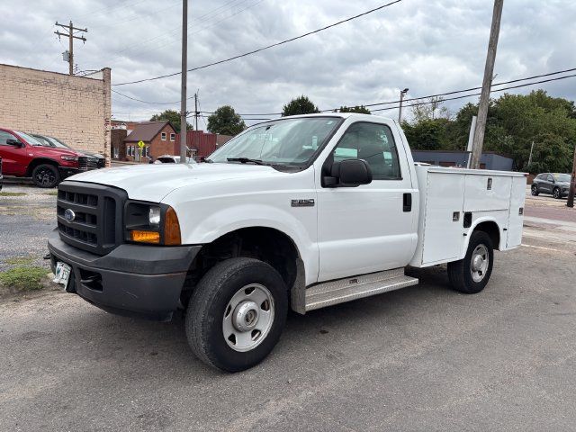 Used 2006 Ford F250 XL AWD/4WD image 1